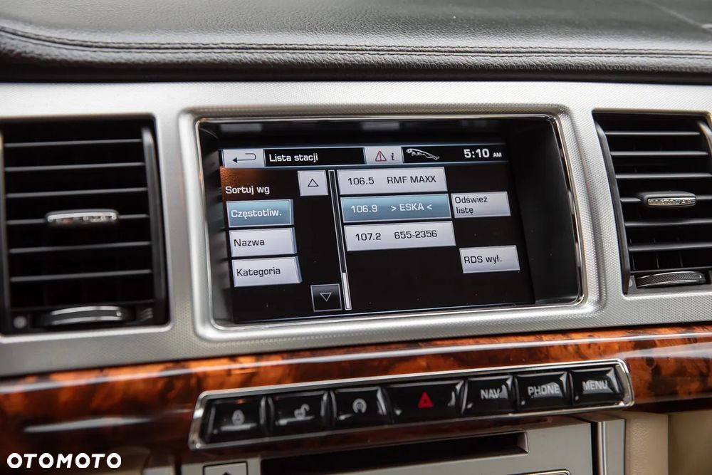 Jaguar XF - 22