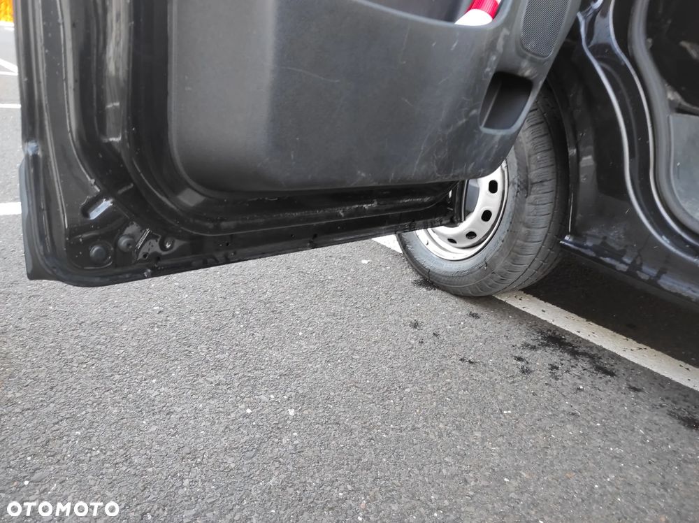 Opel Vivaro Biturbo - 13