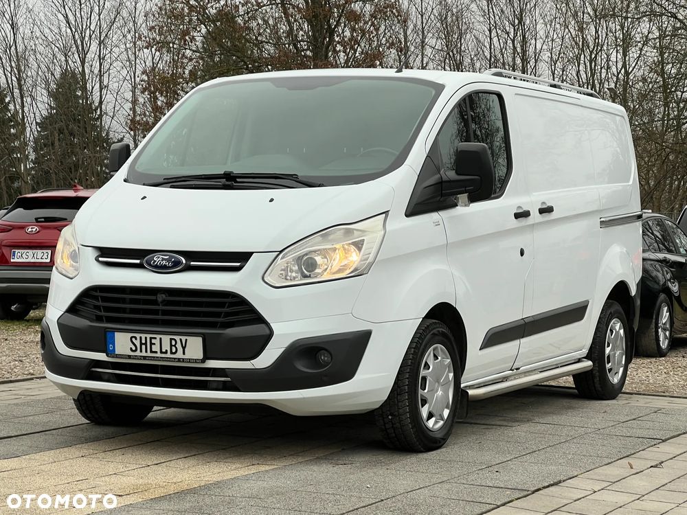 Ford TRANSIT CUSTOM - 1