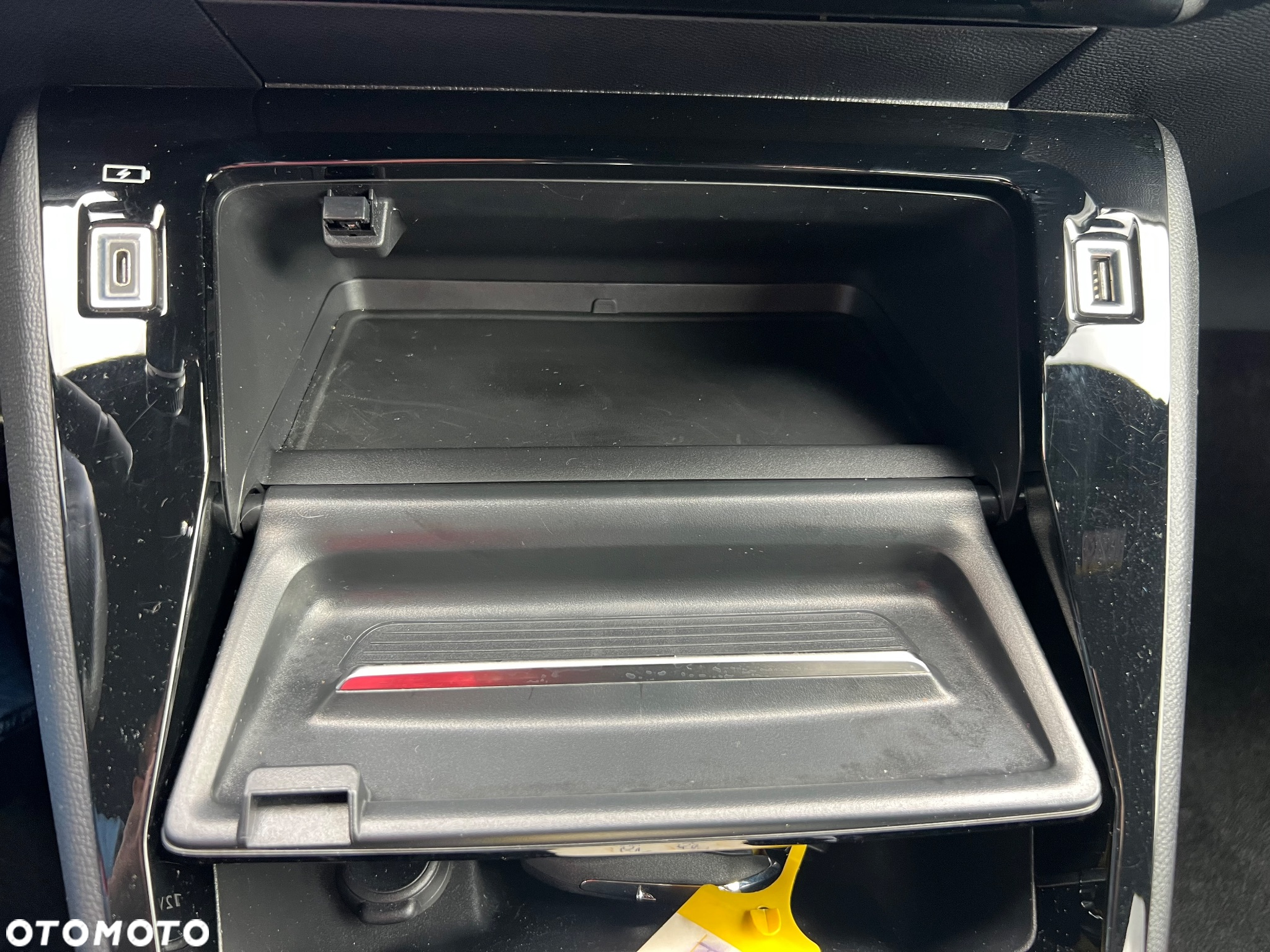 Peugeot 208 1.2 PureTech GT Line S&S EAT8 - 28