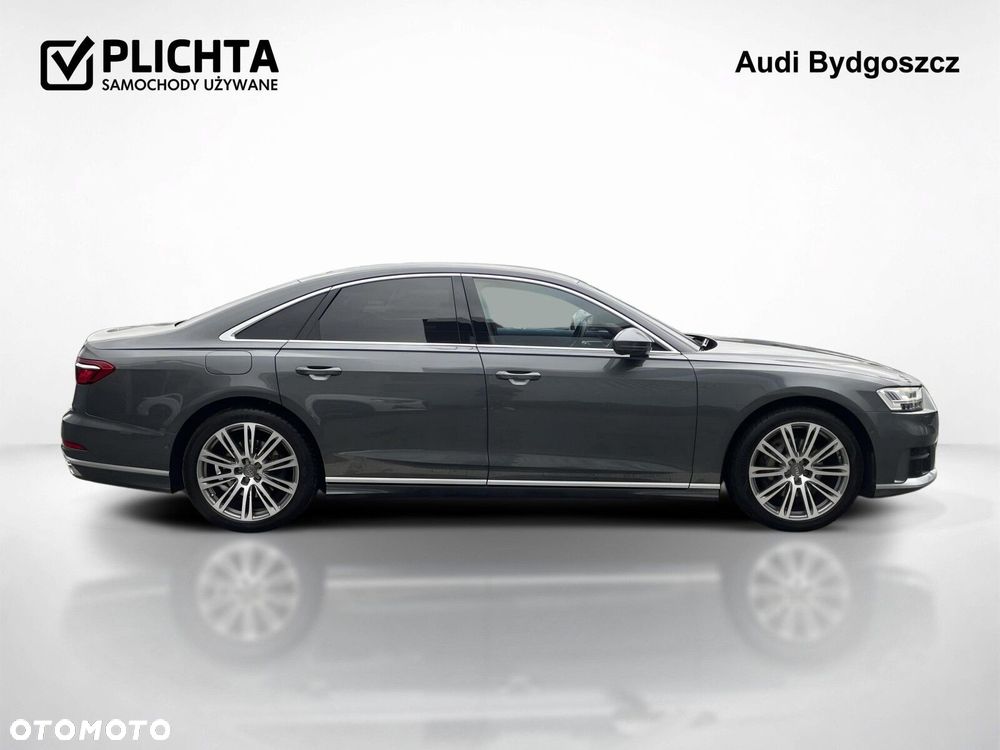 Audi A8 - 7