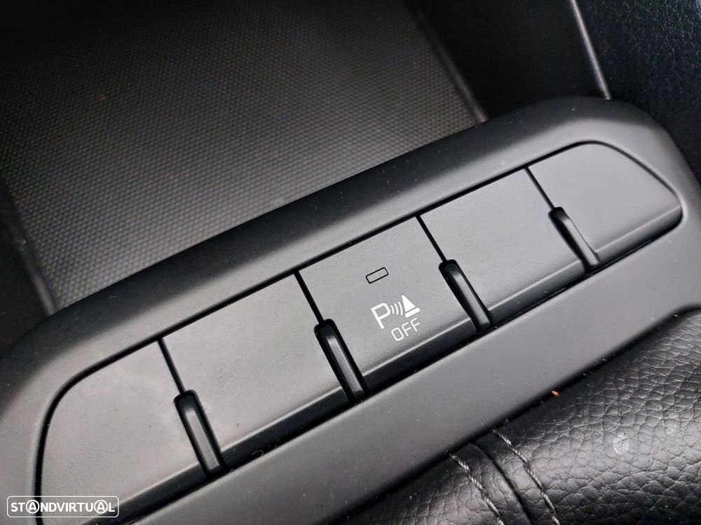 Kia Rio 1.2 CVVT Dynamic - 32