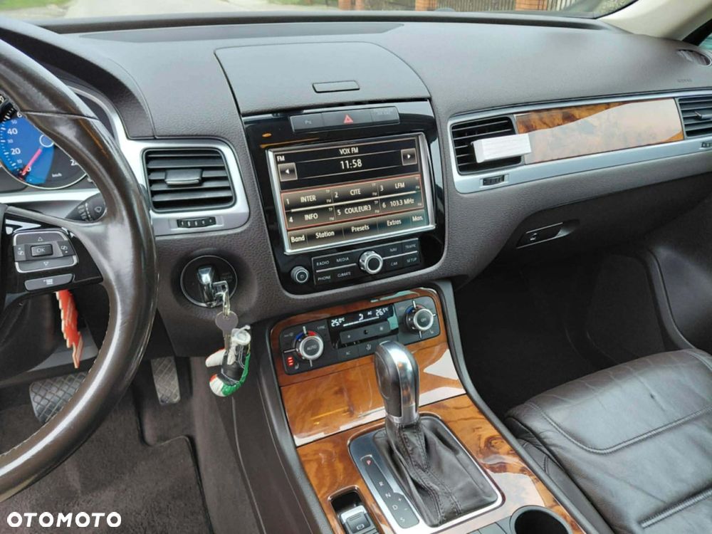 Volkswagen Touareg - 6