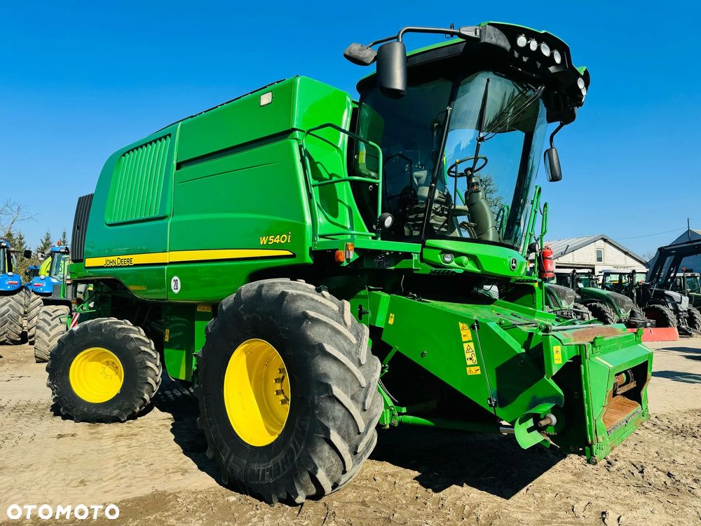 John Deere W540i - 2