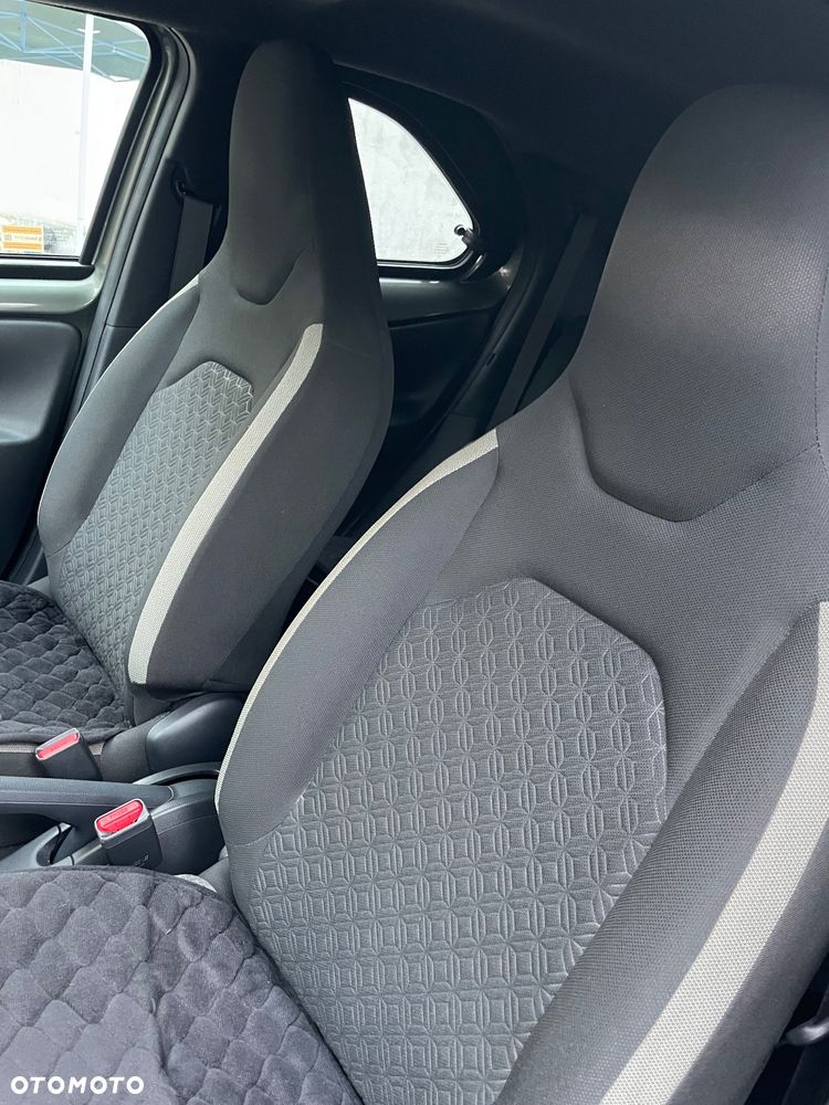 Toyota Aygo X 1.0 VVT-i Style - 20