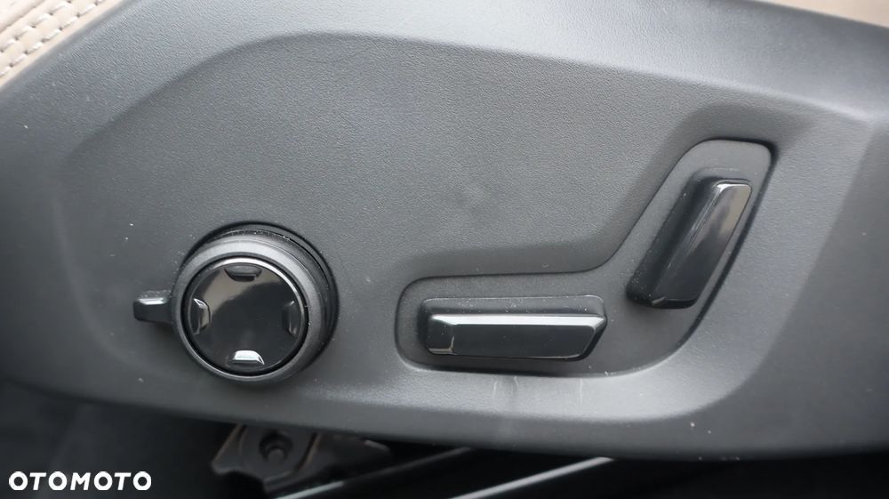 Volvo XC 90 B5 B AWD Plus Bright 7os - 26