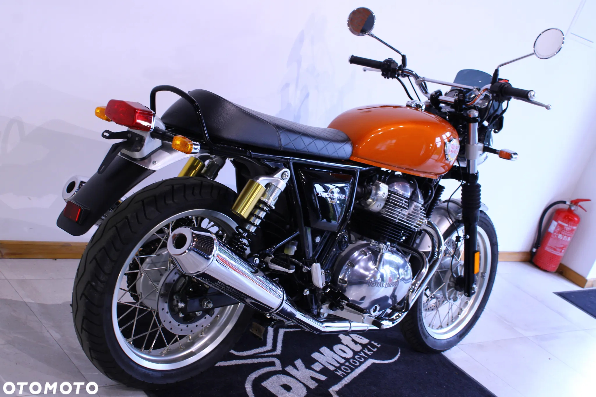 Royal Enfield Interceptor - 5