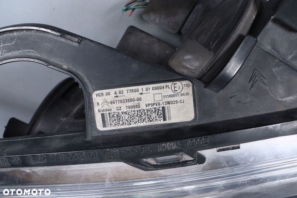 Lampa prawy przód Citroen C3 II Ds3 LIFT EU ORYGINAŁ 09- CZARNY PASEK - 8