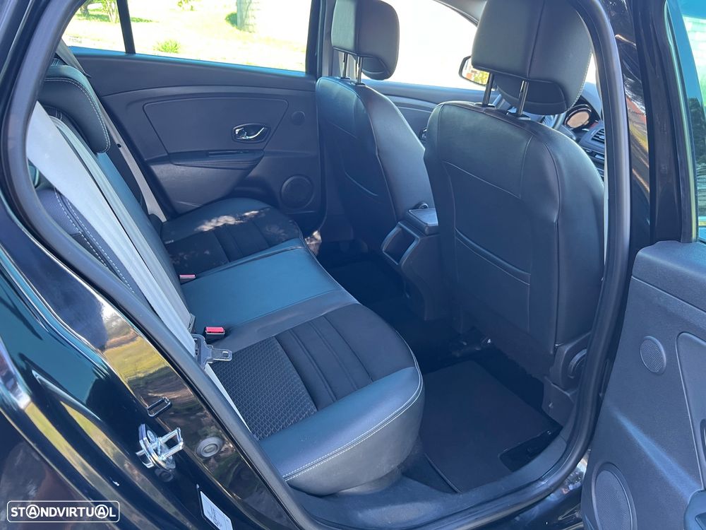 Renault Mégane Sport Tourer ENERGY dCi 110 Start & Stopp Bose Edition - 20