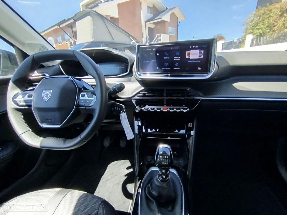 Peugeot 208 TURBO 100 Allure - 33