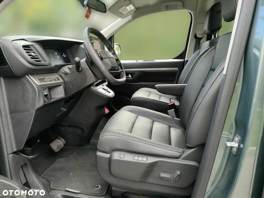 Toyota Proace Verso 2.0 D4-D Long VIP - 15