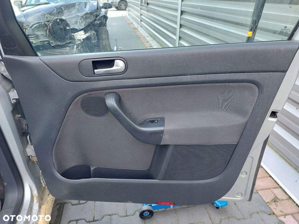 FOTELE KOMPLET LEWY PRAWY KANAPA TYŁ + BOCZKI VOLKSWAGEN GOLF V PLUS - 19