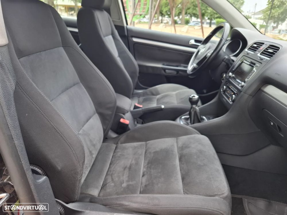 VW Golf Variant 2.0 TDi Confortline - 6