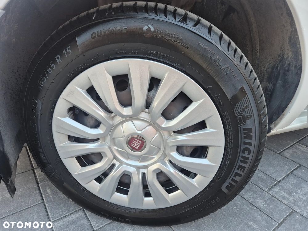 Fiat Doblo - 17