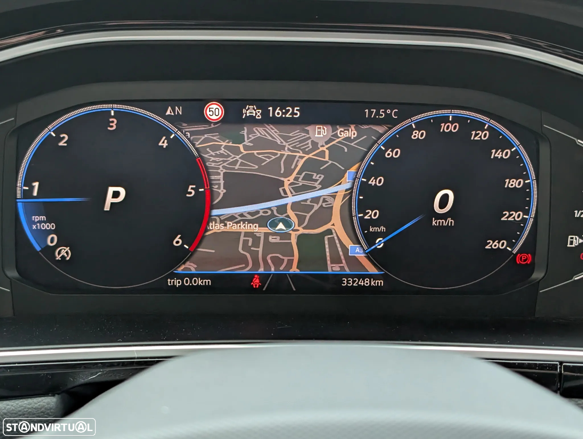 VW T-Roc 2.0 TDI R-Line DSG - 18