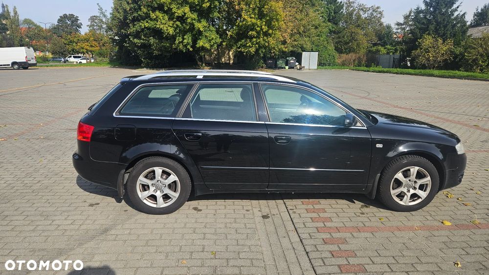 Audi A4 Avant - 4