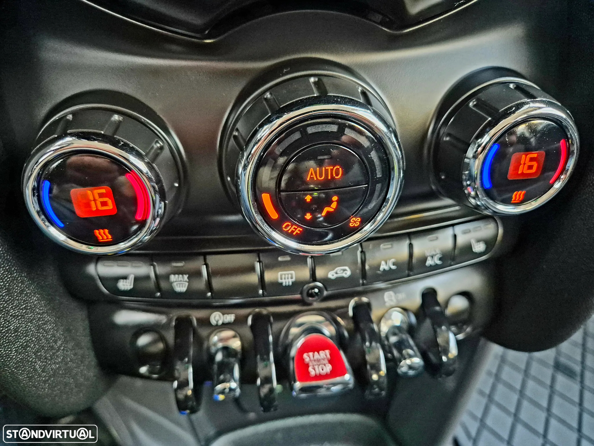 MINI 3 Portas Cooper Auto - 50