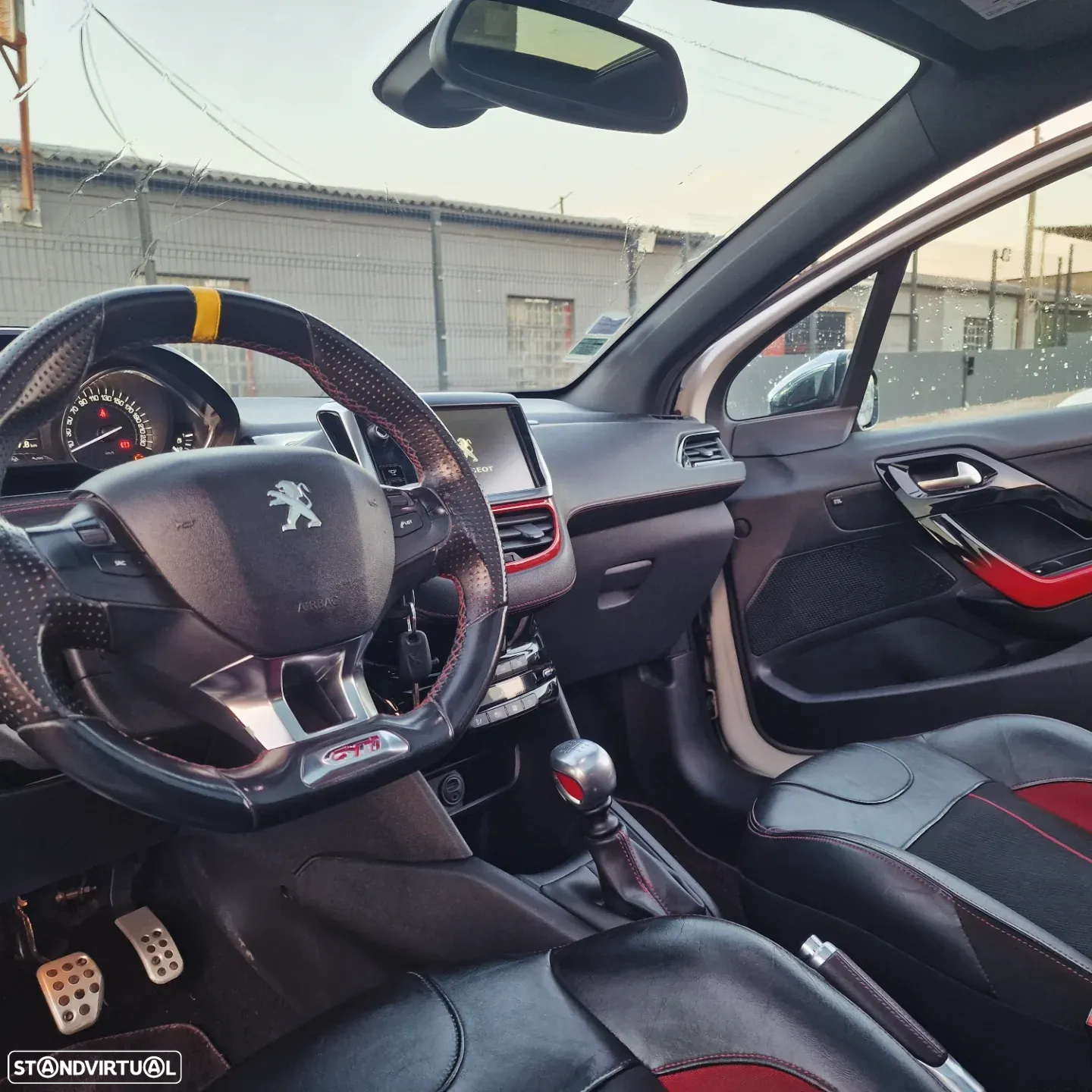 Peugeot 208 1.6 THP GTi Limited Edition - 19