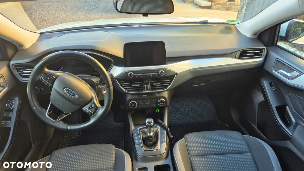 Ford Focus 1.5 EcoBlue Start-Stopp-System COOL&CONNECT - 14