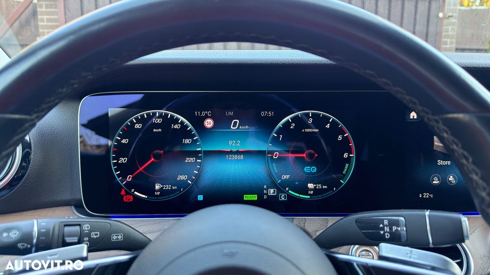 Mercedes-Benz E 300 de 4Matic 9G-TRONIC - 9