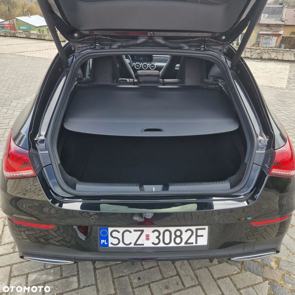 Mercedes-Benz CLA 200 7G-DCT AMG Line - 9