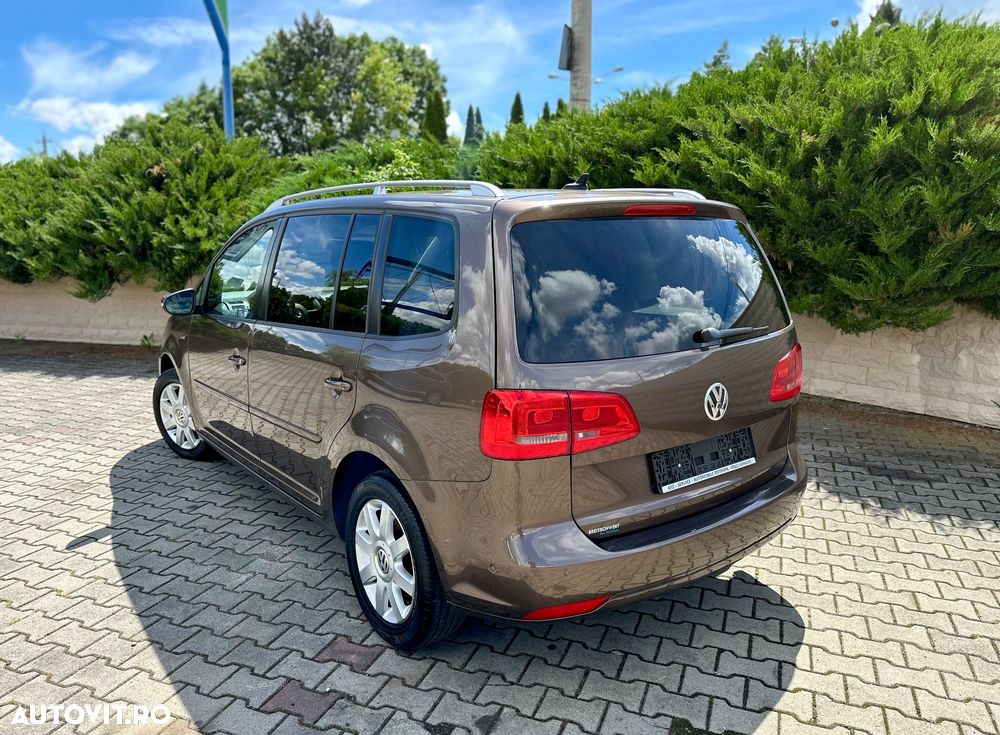Volkswagen Touran 1.6 TDI DPF Life - 2