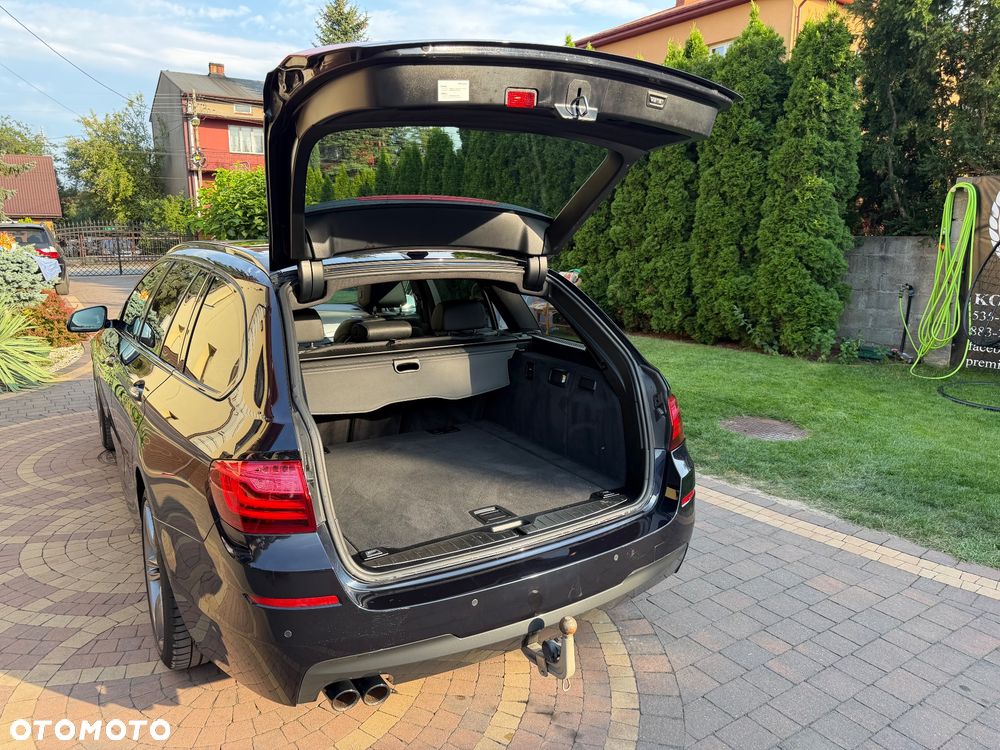 BMW Seria 5 525d Sport-Aut - 40