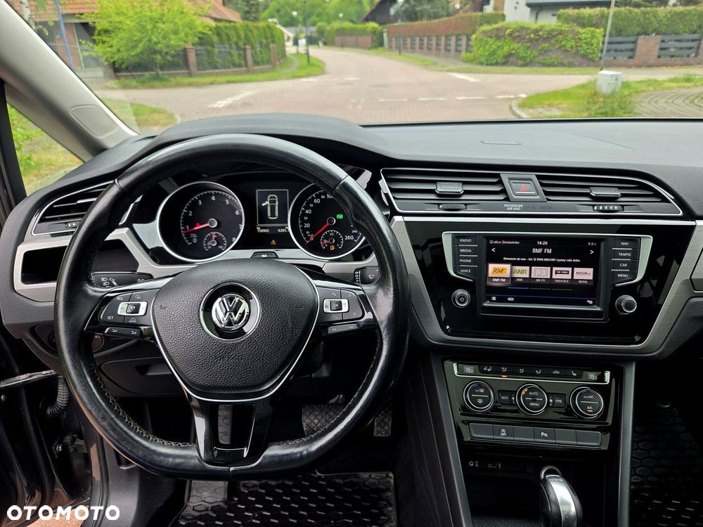 Volkswagen Touran 1.4 TSI (BlueMotion Technology) DSG Highline - 16