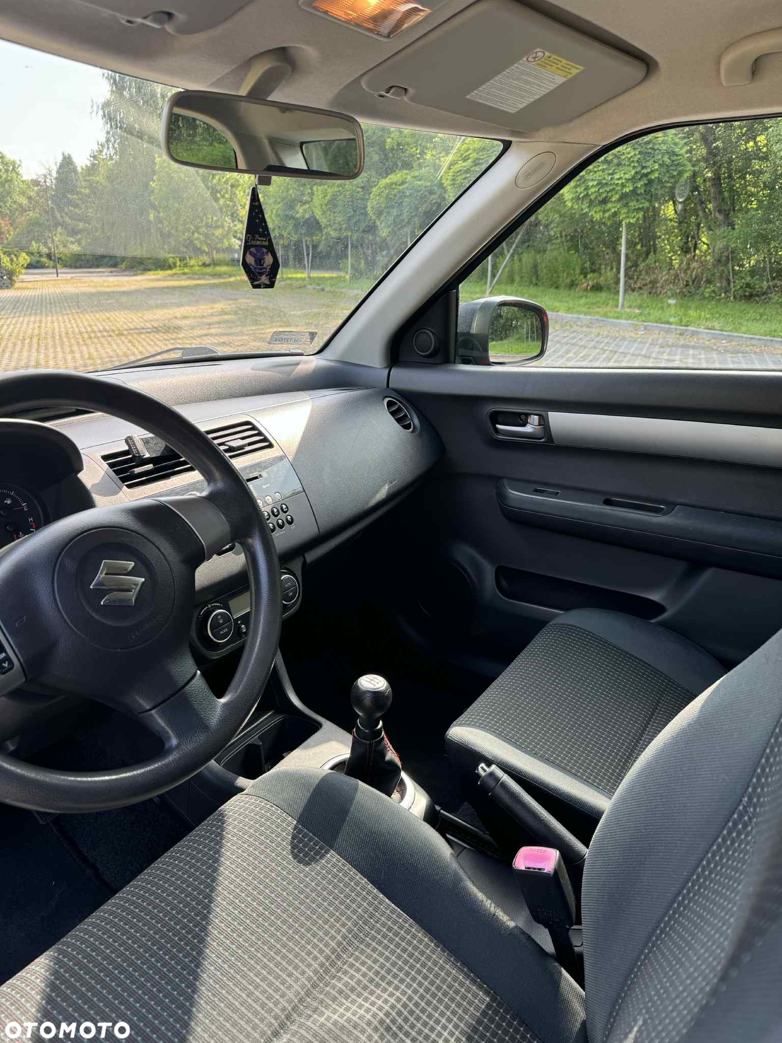 Suzuki Swift 1.3 GC - 3