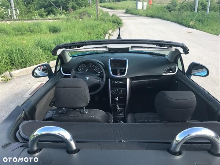 Peugeot 207 CC 120 VTi Premium - 10