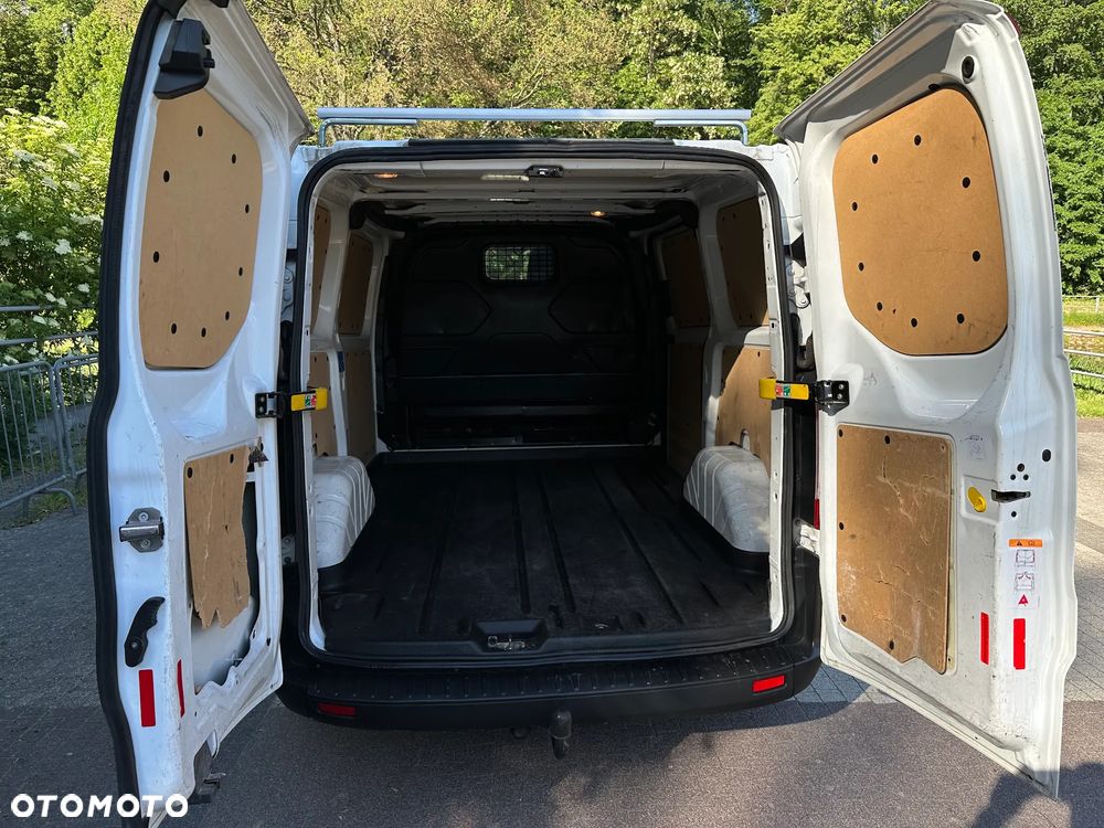 Ford TRANSIT CUSTOM L1H1 - 13