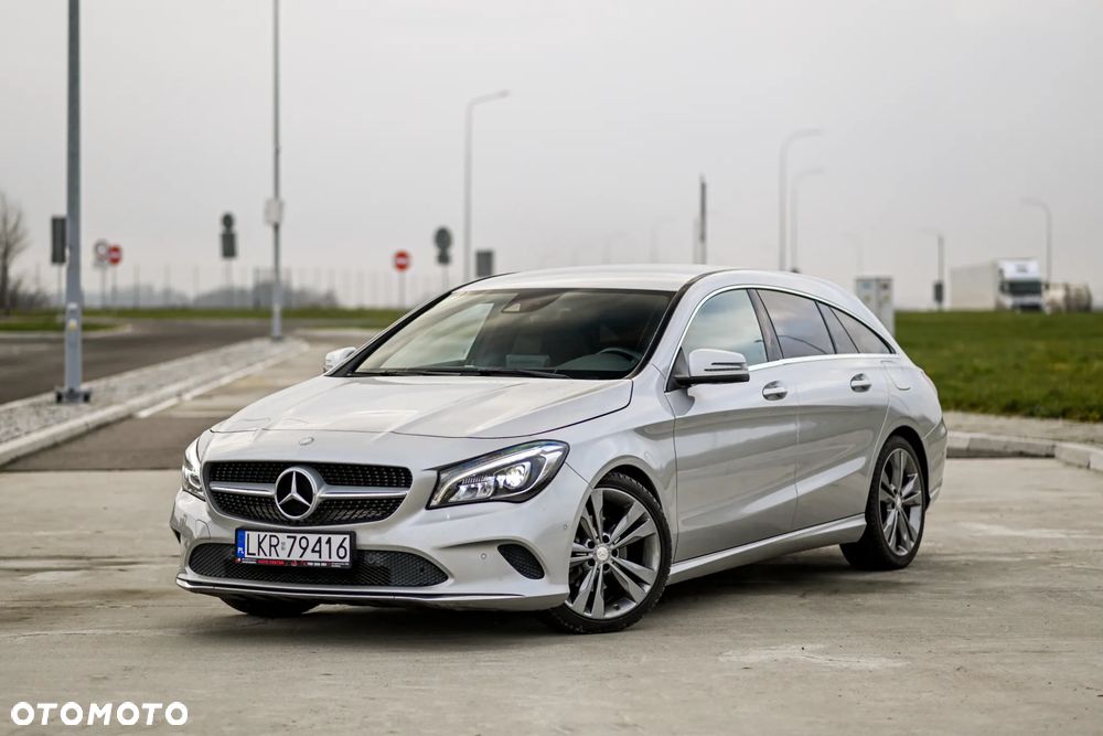 Mercedes-Benz CLA 180 7G-DCT Peak Edition - 1