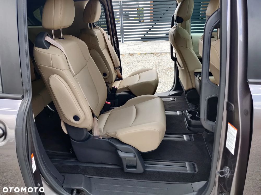 Toyota Sienna - 14