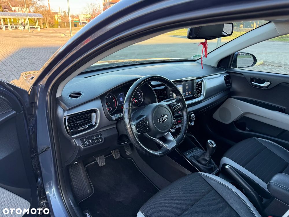 Kia Stonic 1.6 CRDi Platinum Edition - 20