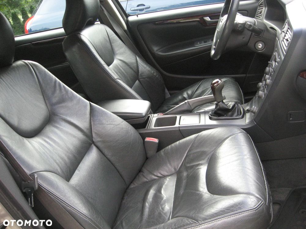 Volvo V70 2.4 Summum - 10
