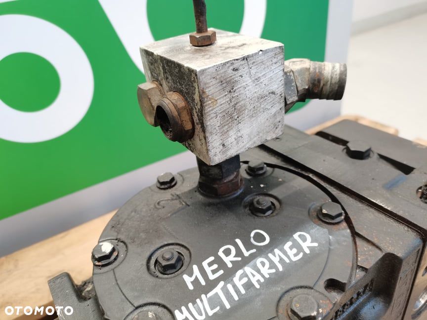 Pompa jazdy Merlo .... Multifarmer {Sauer-Danfoss 90R075 FCSD8D} - 12