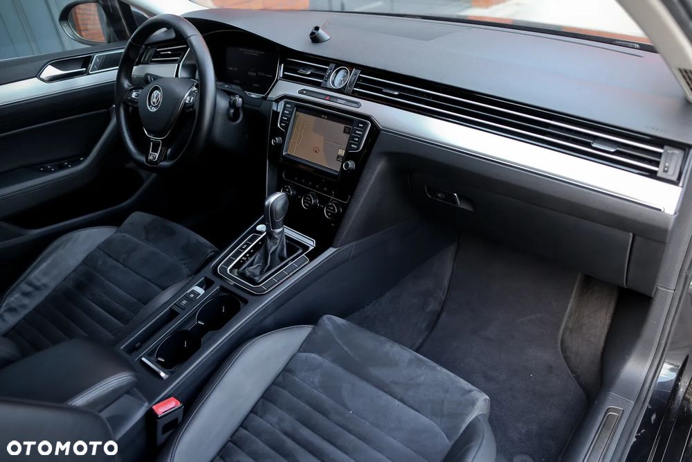 Volkswagen Passat Variant - 23