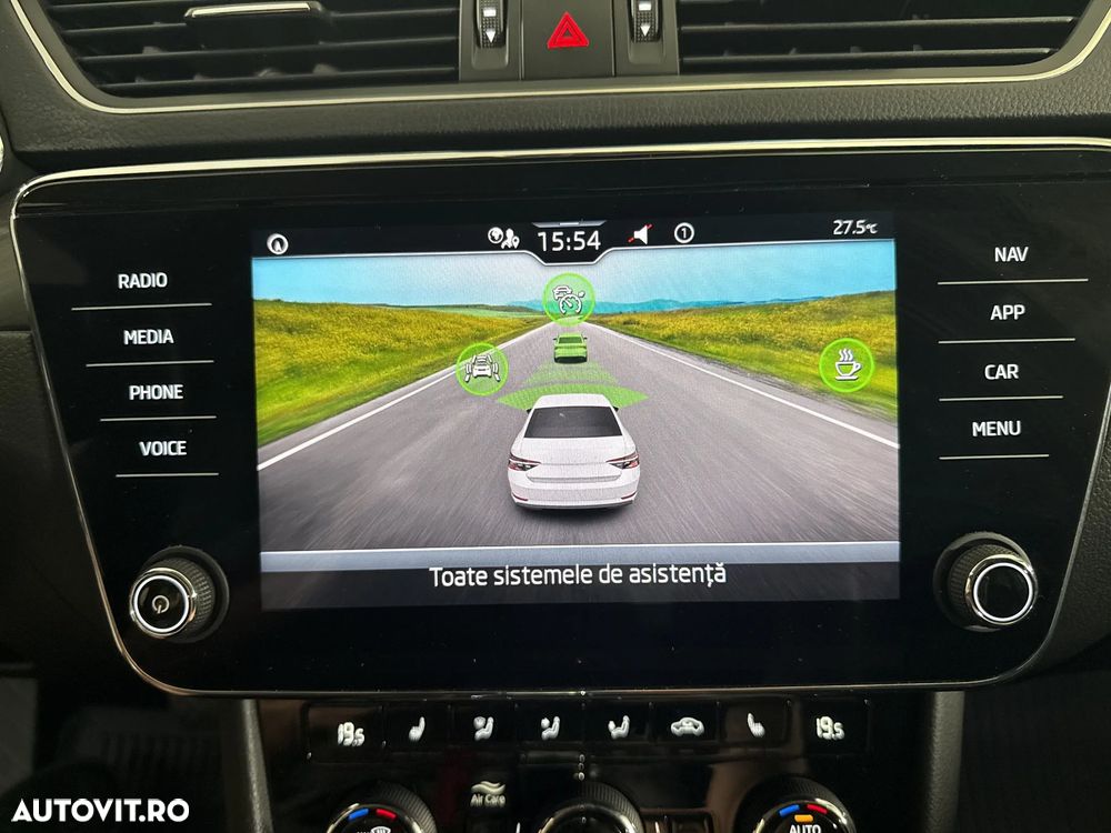 Skoda Superb 1.5 TSI DSG Ambition - 23