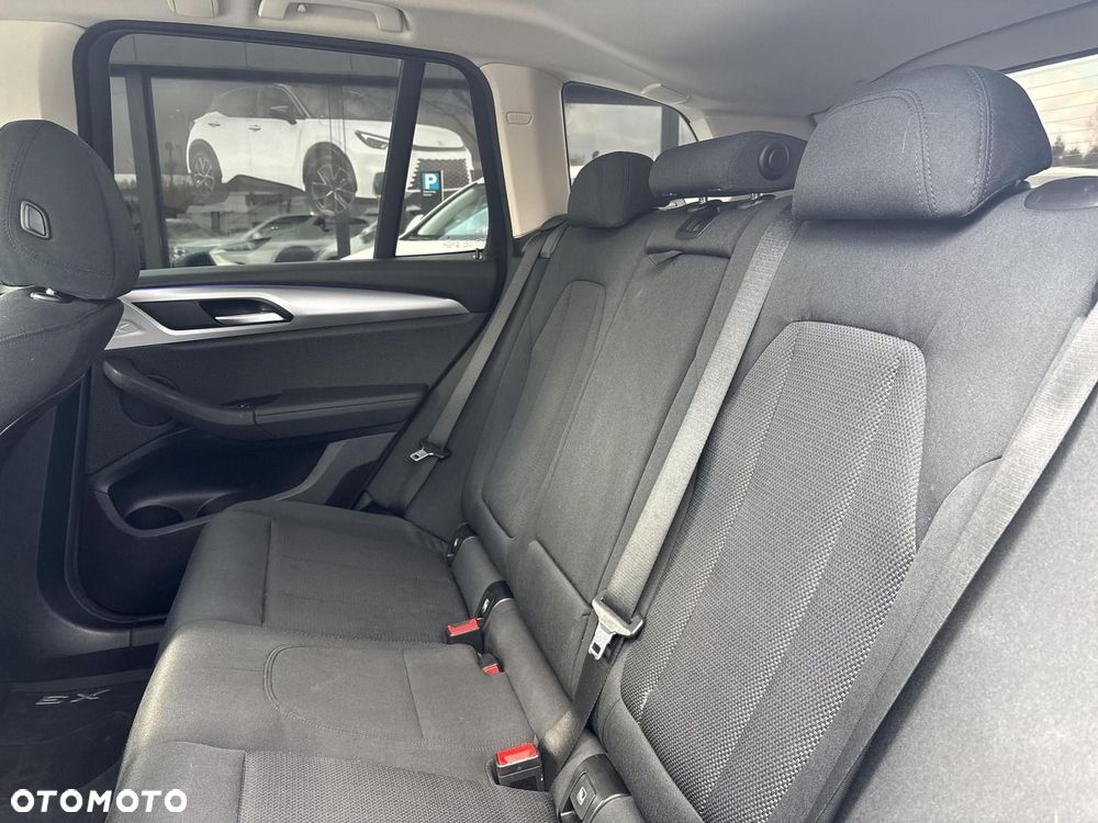 BMW X3 - 24