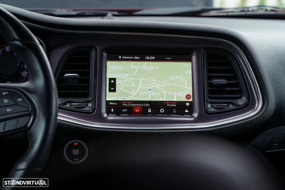 Dodge Challenger - 16