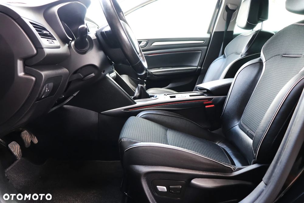 Renault Megane ENERGY dCi 130 BOSE EDITION - 19