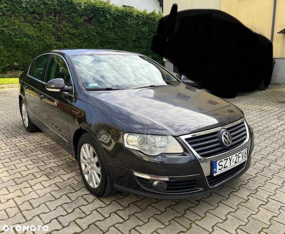 Volkswagen Passat - 2
