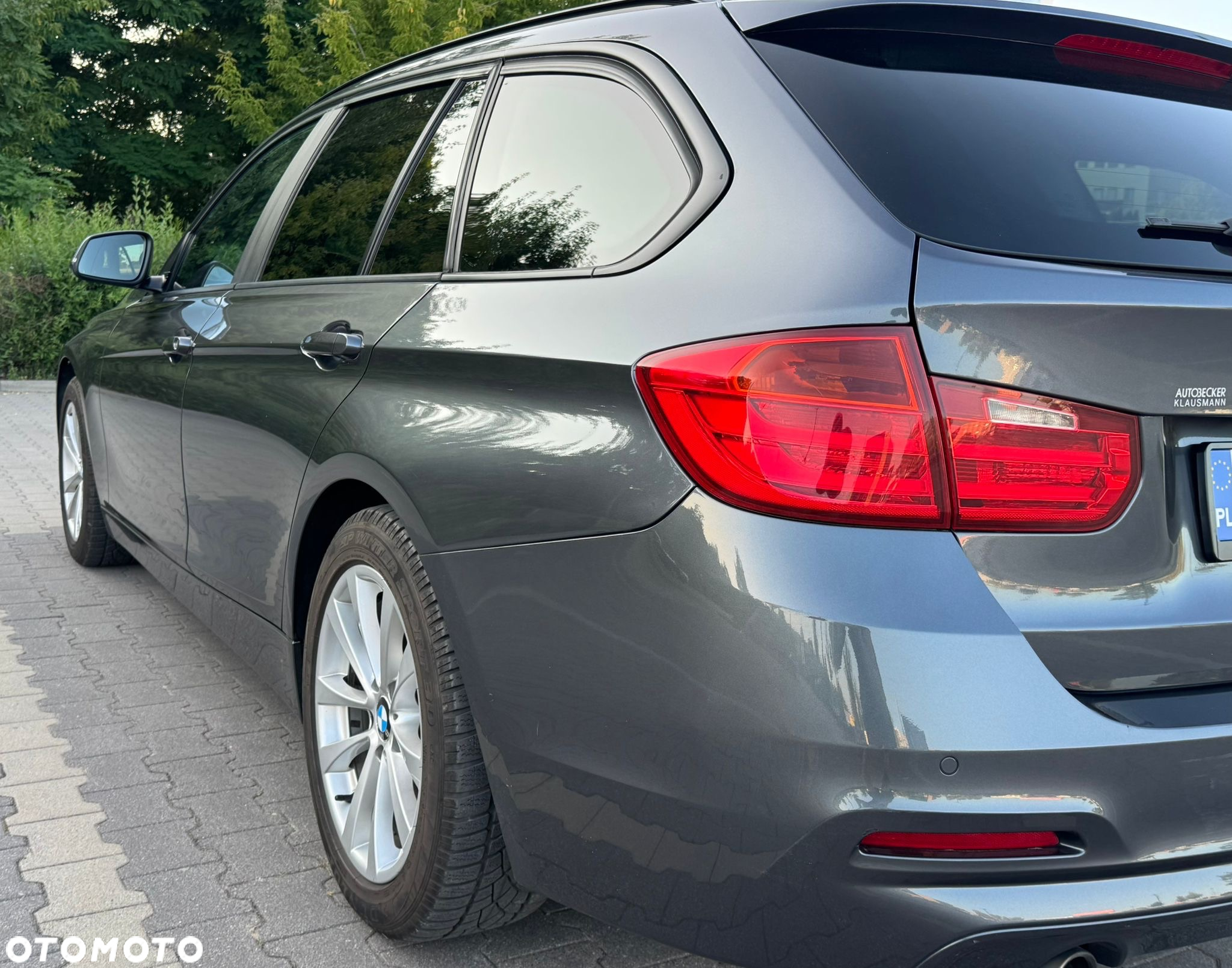 BMW Seria 3 320d - 12
