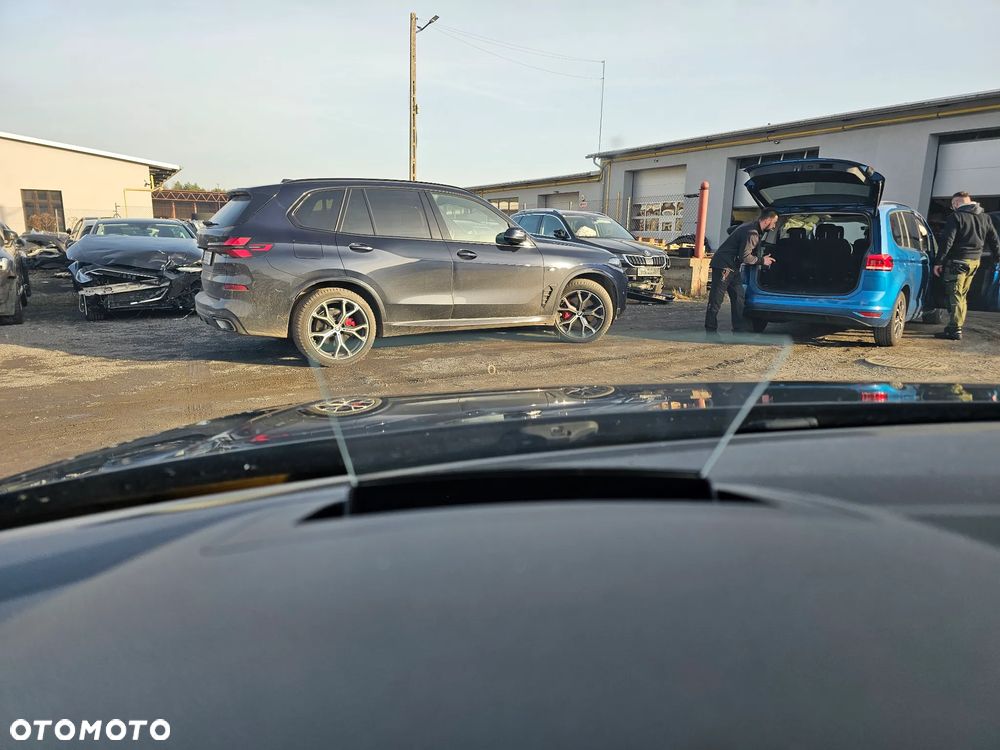 Volkswagen Tiguan 2.0 TDI SCR 4MotION DSG Elegance - 20