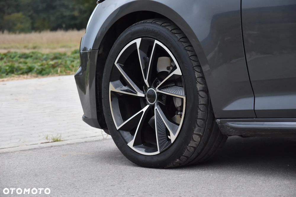 Audi A4 Avant - 14