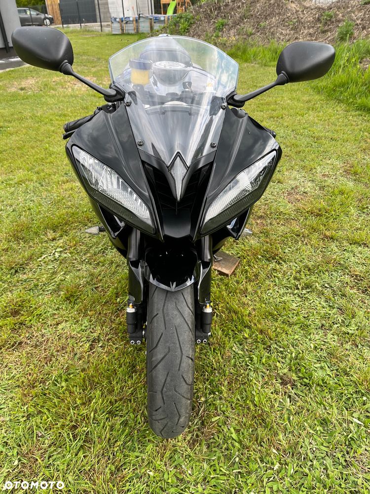 Yamaha R6 - 4