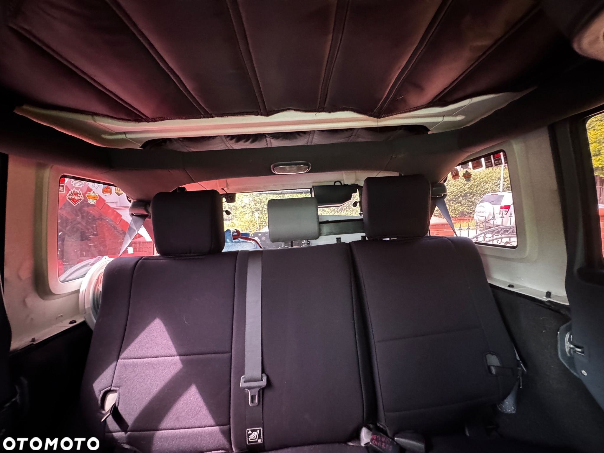 Jeep Wrangler - 14