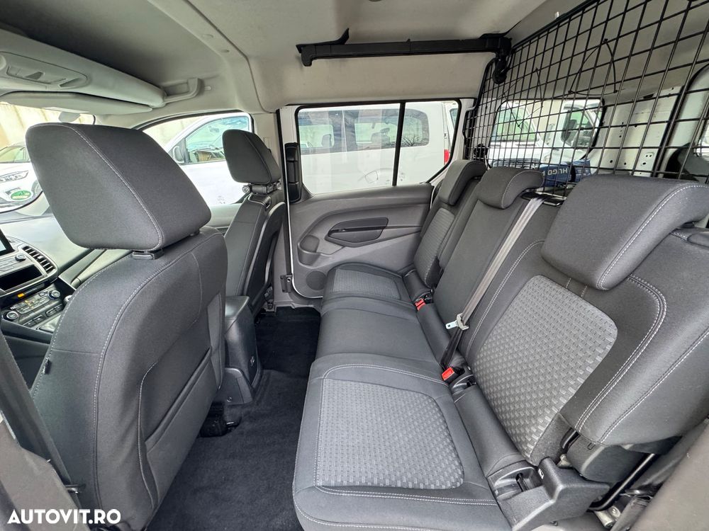 Ford Transit Connect - 16