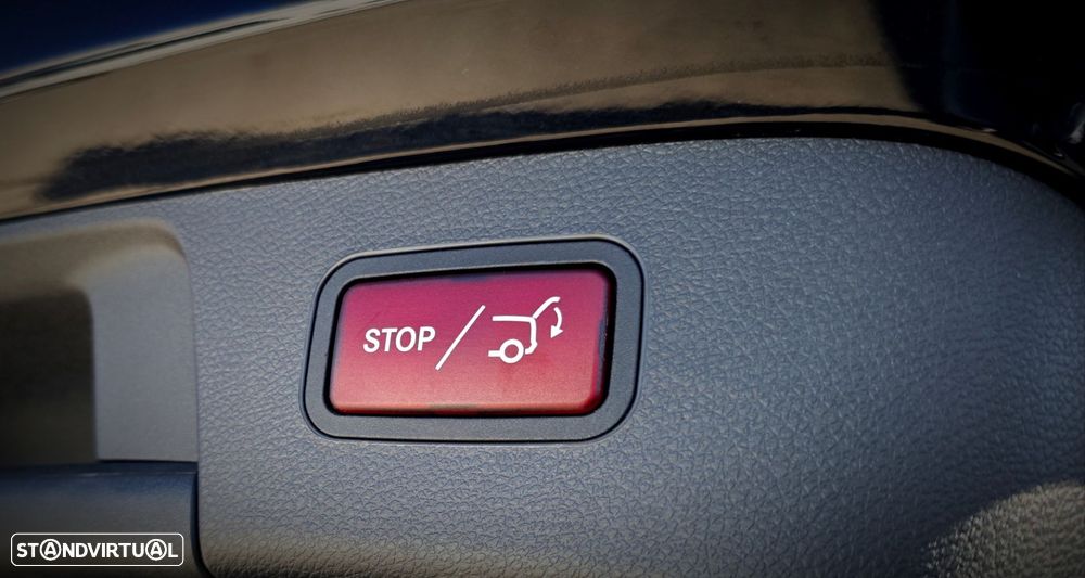 Mercedes-Benz GLA 180 d Urban - 25