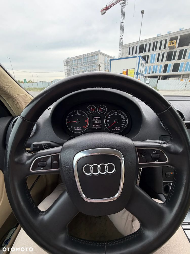 Audi A3 Sportback 1.6 TDI DPF Ambition S tronic - 18